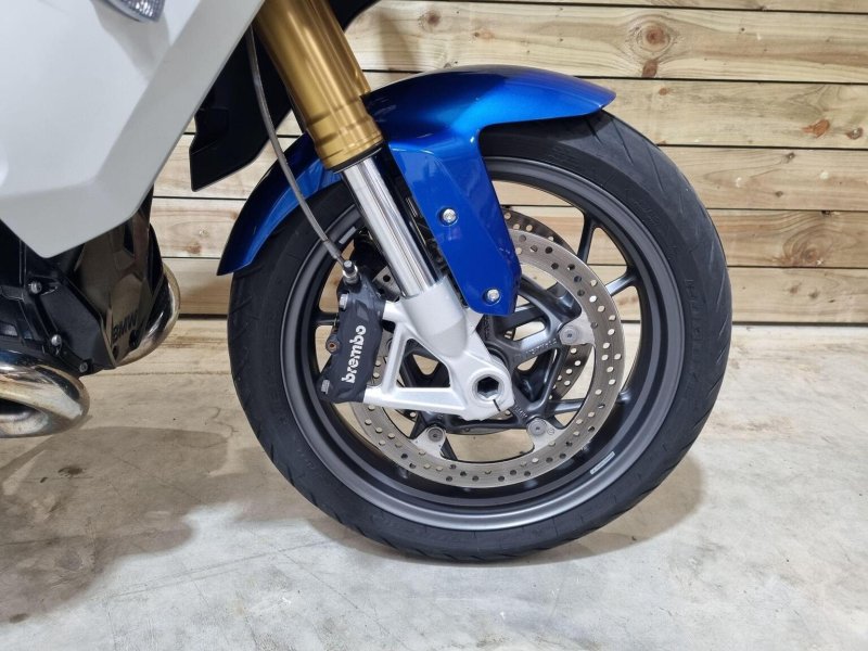 BMW R1200RS