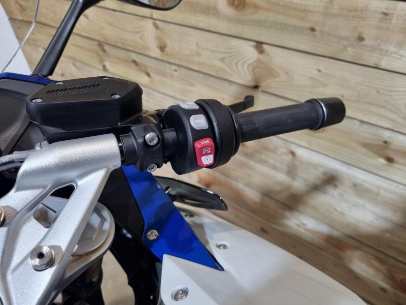BMW R1200RS