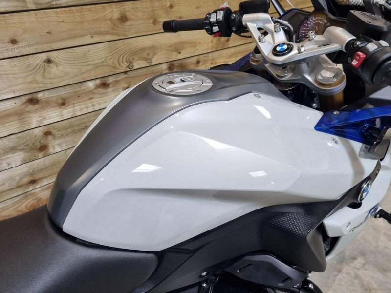 BMW R1200RS