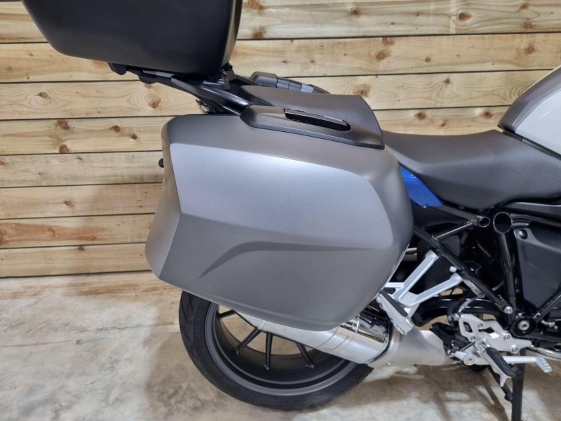 BMW R1200RS