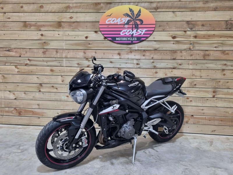 TRIUMPH STREET TRIPLE 765