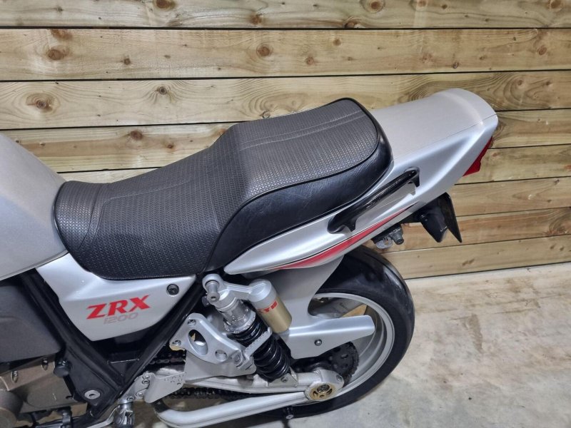 KAWASAKI ZRX1200