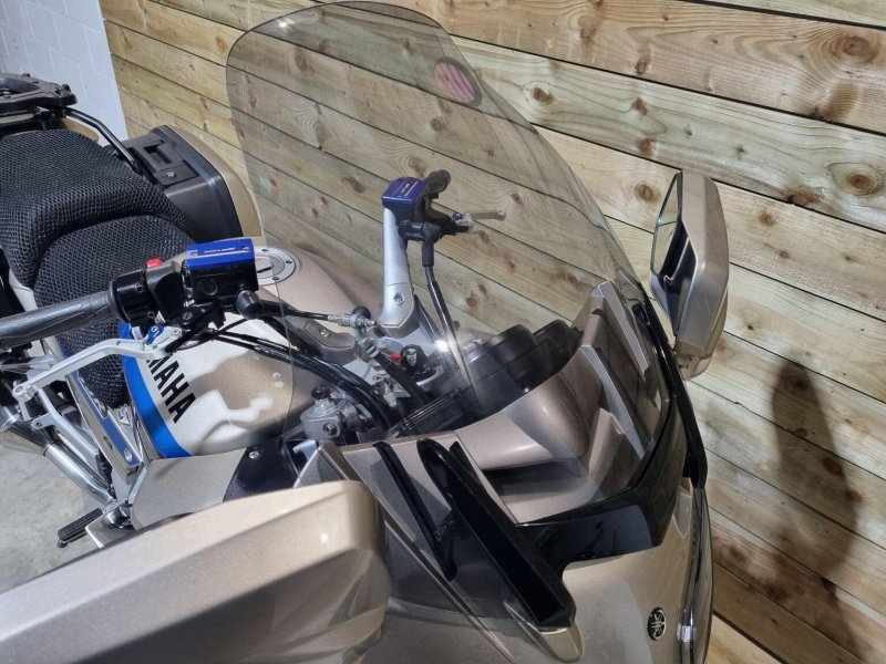 YAMAHA FJR1300